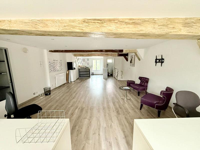 Immeuble - 250 m² - 10 pièces