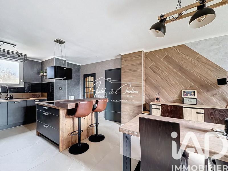 Maison de ville - 104 m² - 6 pièces