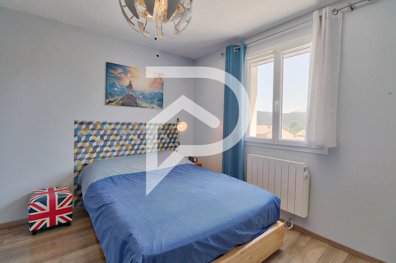 Villa - 138 m² - 6 pièces