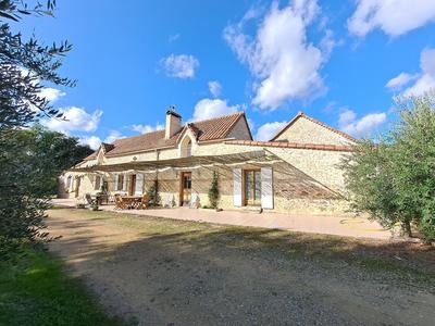 Maison - 406 m² - 9 pièces