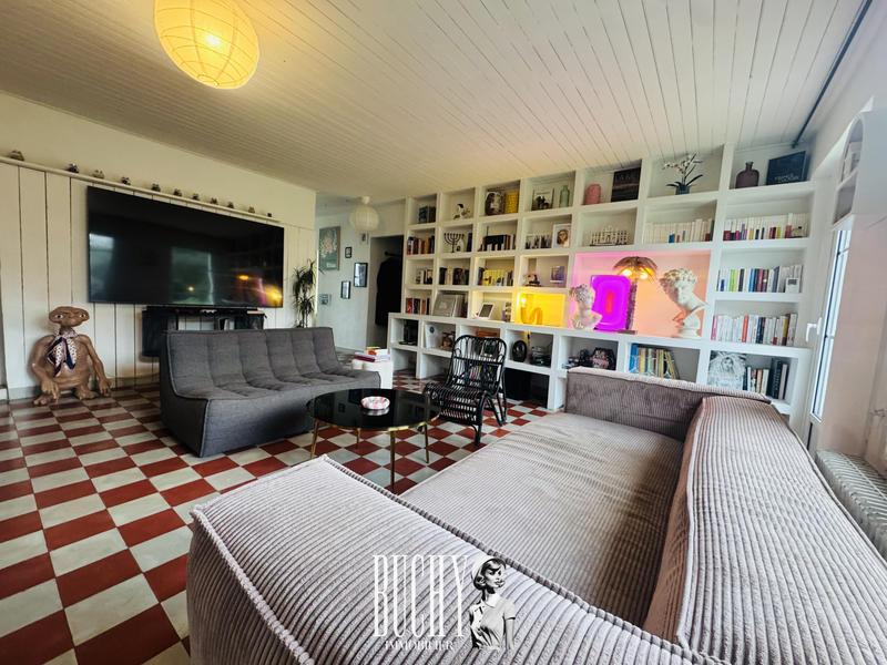 Maison - 175 m² - 7 pièces