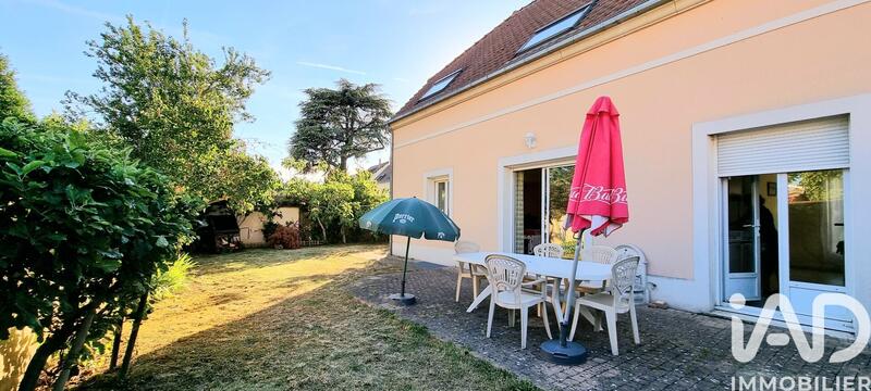 Maison - 137 m² - 7 pièces