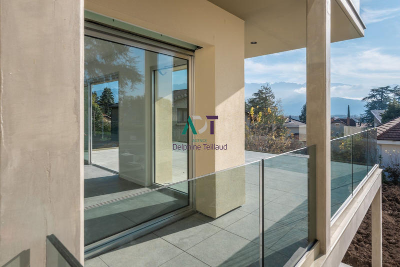 Appartement - 151 m² - 5 pièces