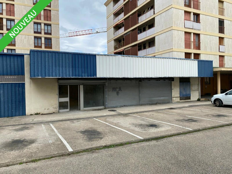 Local commercial - 570 m²