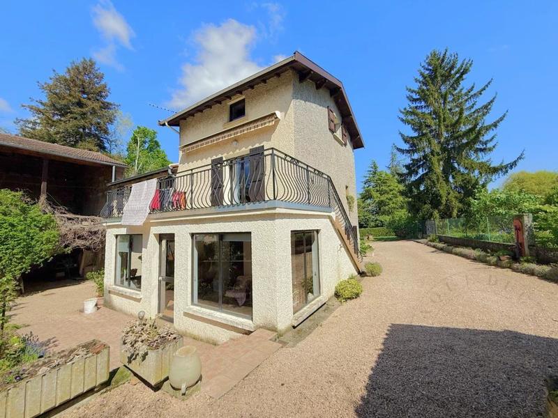 Maison - 92 m² - 4 pièces