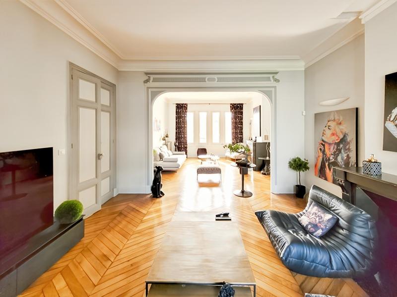 Maison bourgeoise - 278 m² - 10 pièces