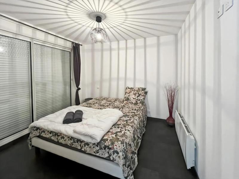 Appartement - 180 m² - 8 pièces