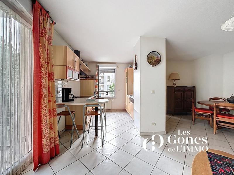 Appartement - 81 m² - 4 pièces