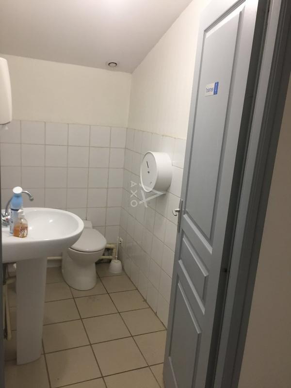 Bureau - 237 m² - 8 pièces