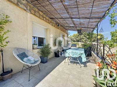 Appartement - 90 m² - 3 pièces