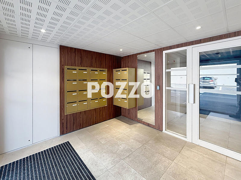 Appartement - 85 m² - 4 pièces