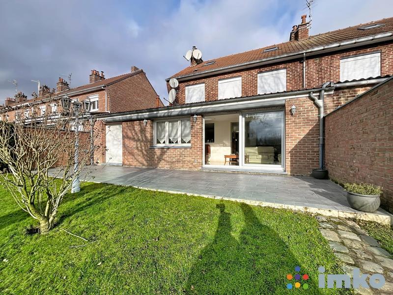 Maison - 161 m² - 6 pièces