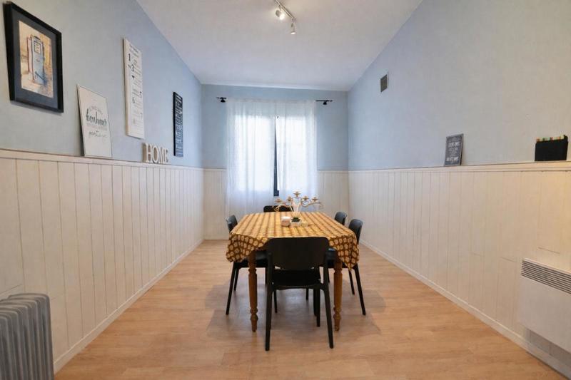Maison - 150 m² - 7 pièces