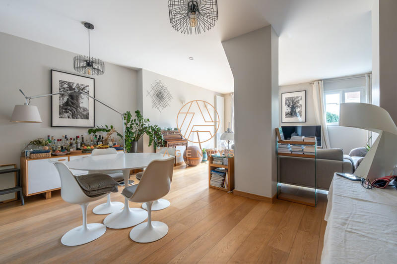 Maison - 95 m² - 7 pièces