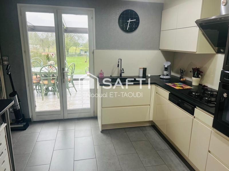 Maison - 90 m² - 4 pièces