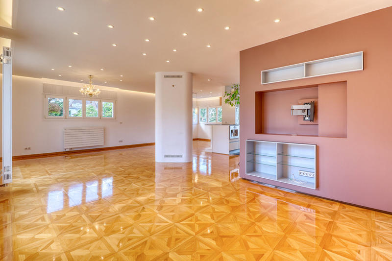 Appartement - 159 m² - 5 pièces