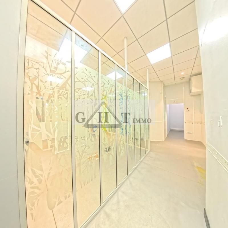 Local commercial - 106 m²