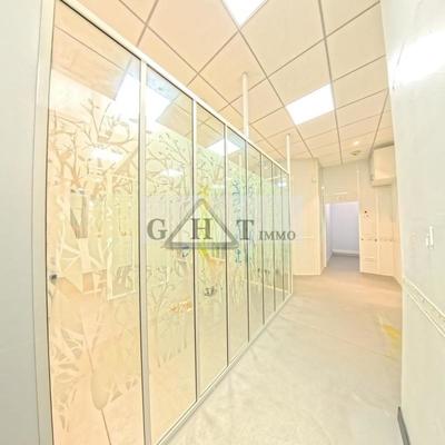 Local commercial - 106 m²