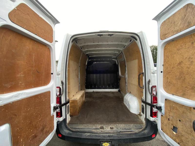 Renault Master L1 H2 dci 150 cv confort Clim Bluetooth régulateur attelage kit bois 16650 Ht