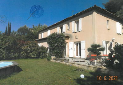 Villa - 110 m² - 6 pièces