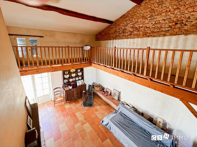 Maison - 295 m² - 7 pièces