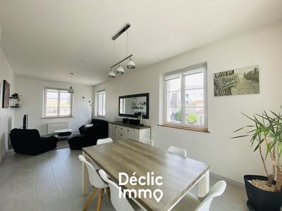 Maison - 99 m² - 4 pièces