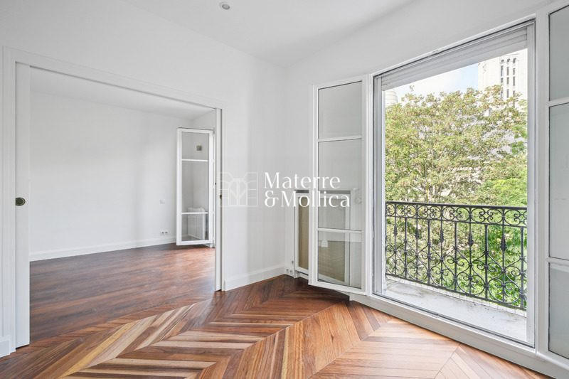 Appartement - 120 m² - 5 pièces