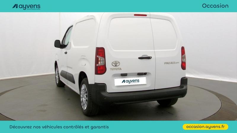Toyota Proace City Medium 100 d-4d Business Rc21