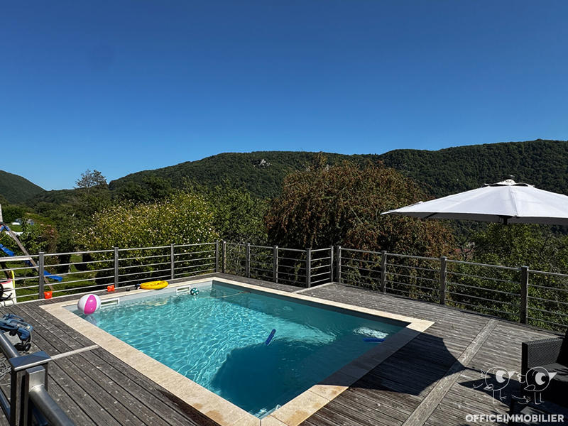 Maison - 143 m² - 6 pièces