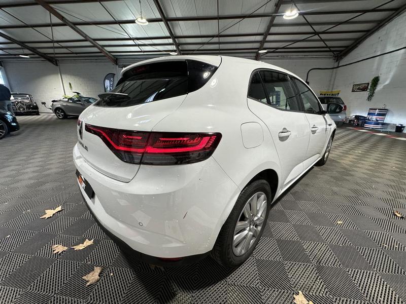 Renault Mégane 4 1.5DCi 115ch Business -5 Places-Historique Renault-