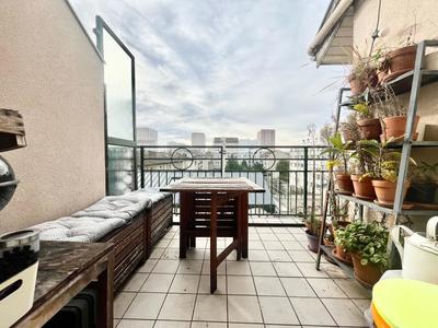 Appartement - 81 m² - 4 pièces