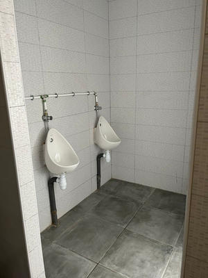 Local d'activités - 80 m²