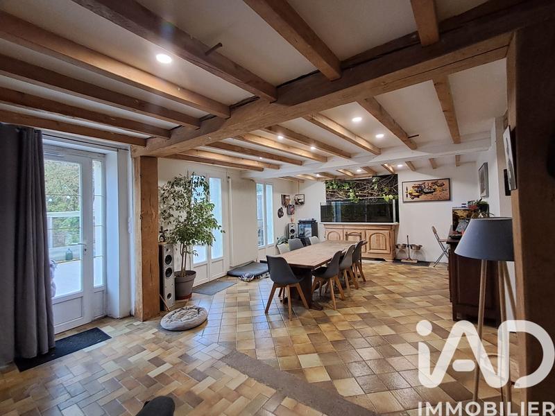 Maison - 143 m² - 5 pièces