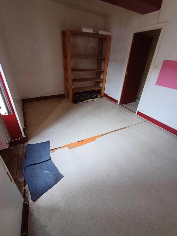 Maison - 91 m² - 5 pièces