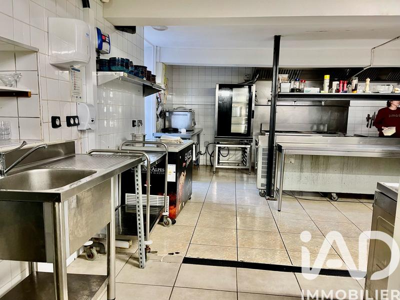 Maison - 190 m² - 9 pièces