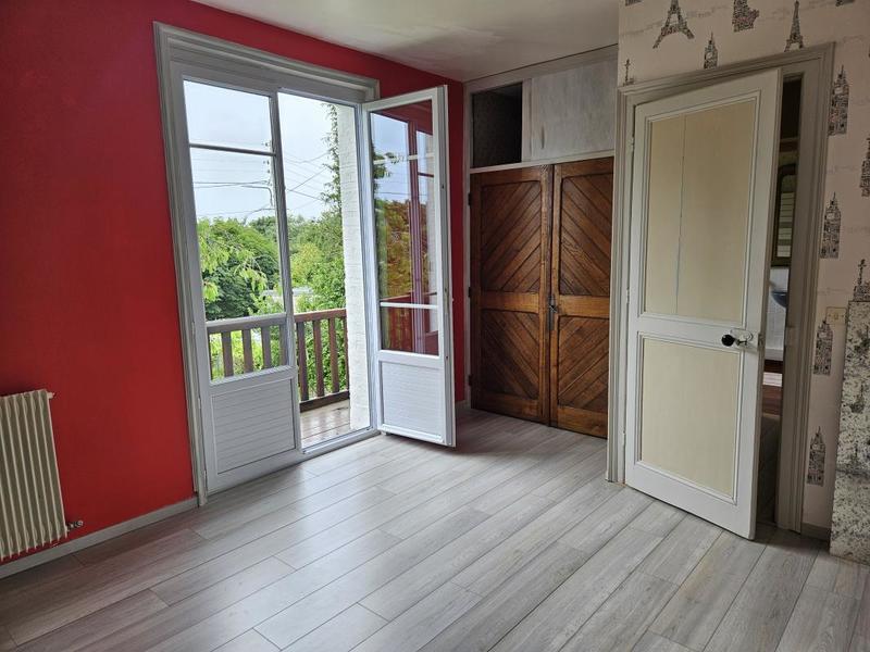 Maison - 167 m² - 6 pièces