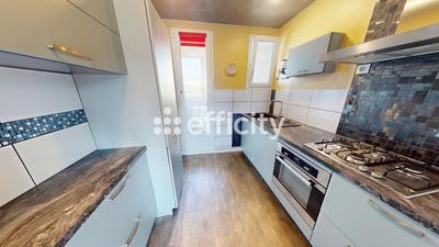 Appartement - 70 m² - 4 pièces