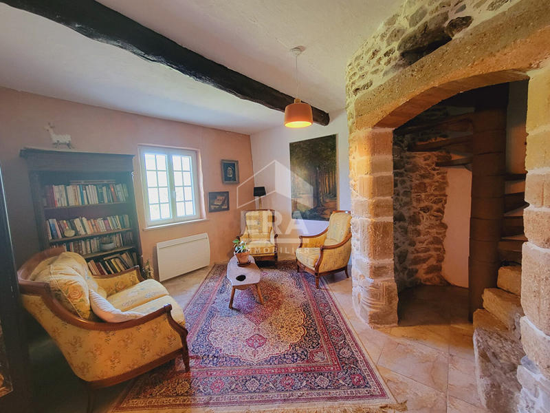 Maison - 250 m² - 10 pièces