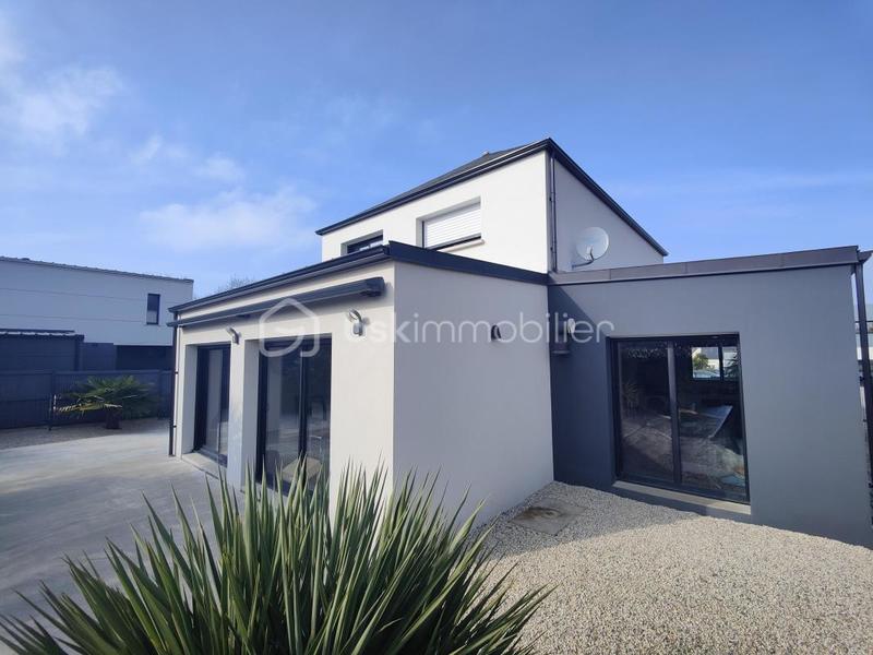 Maison - 152 m² - 6 pièces