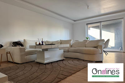 Appartement - 89 m² - 3 pièces