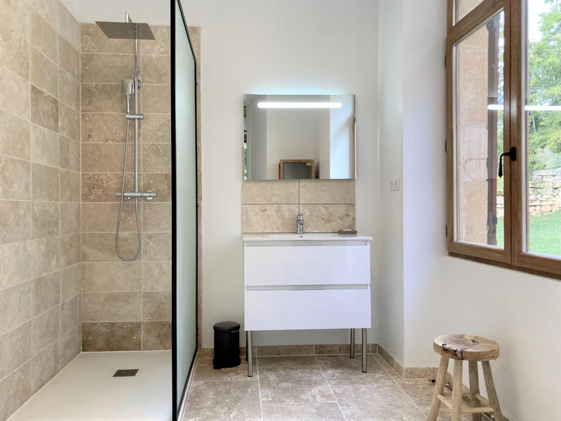 Maison - 326 m² - 13 pièces