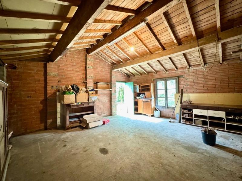 Maison - 217 m² - 9 pièces