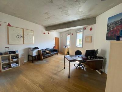 Appartement - 92 m² - 4 pièces