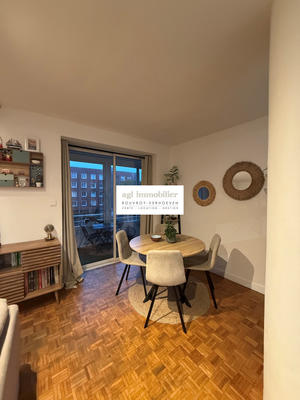 Appartement - 80 m² - 3 pièces