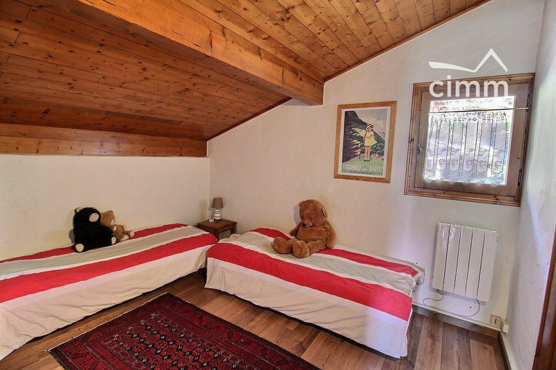 Châlet - 225 m² - 6 pièces