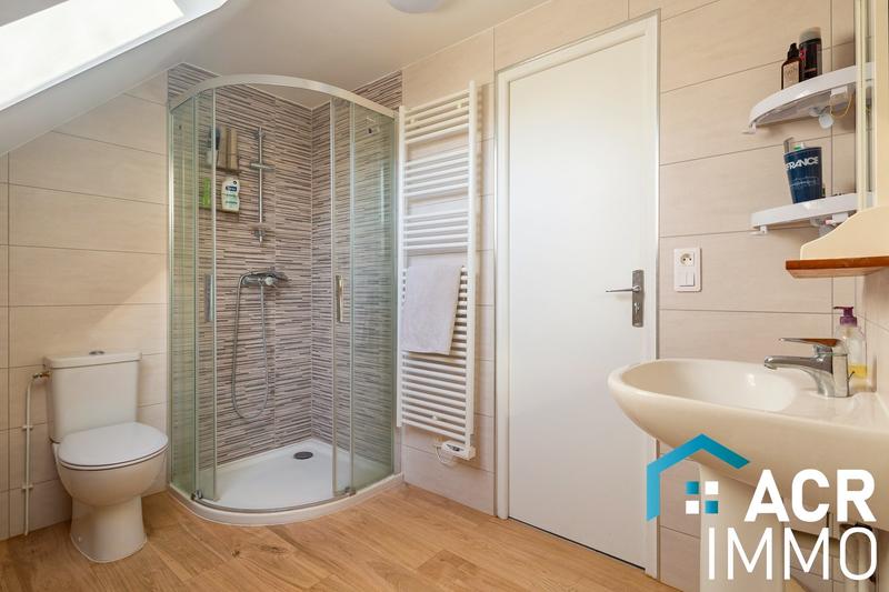 Maison - 188 m² - 7 pièces