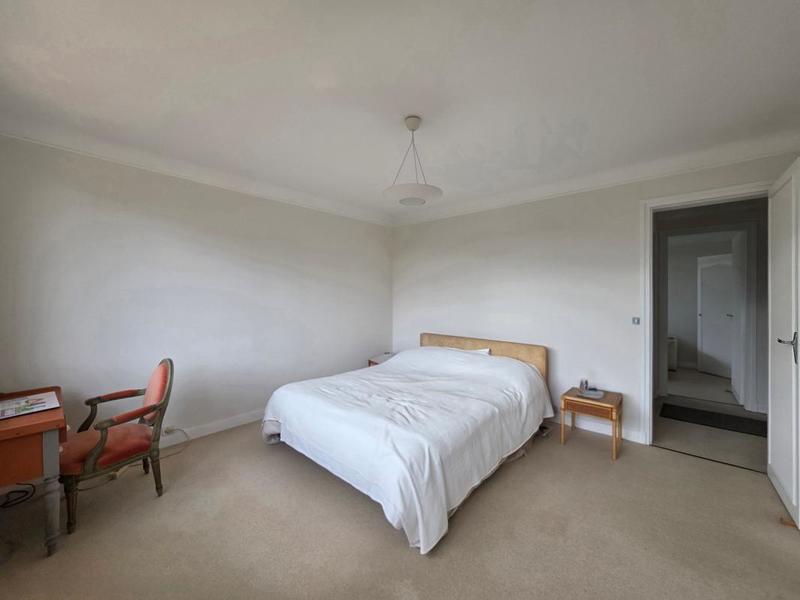 Maison - 162 m² - 5 pièces