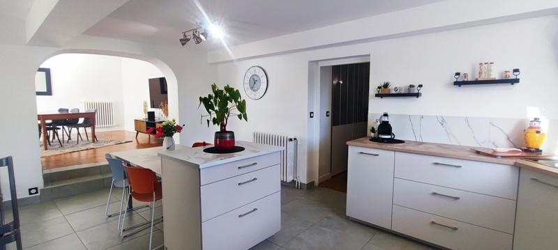 Maison - 147 m² - 6 pièces