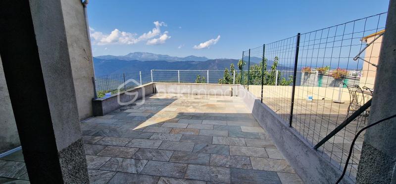 Maison de village - 87 m² - 4 pièces