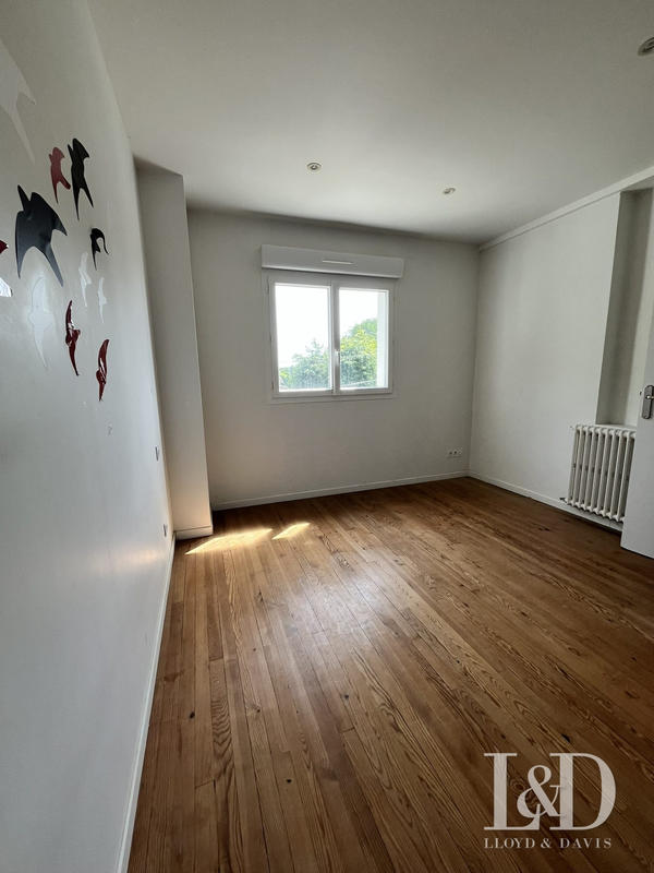 Maison ancienne - 336 m² - 11 pièces